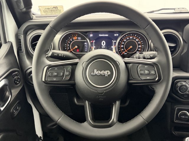 Used 2023 Jeep Wrangler Sport AWD/4WD image 15