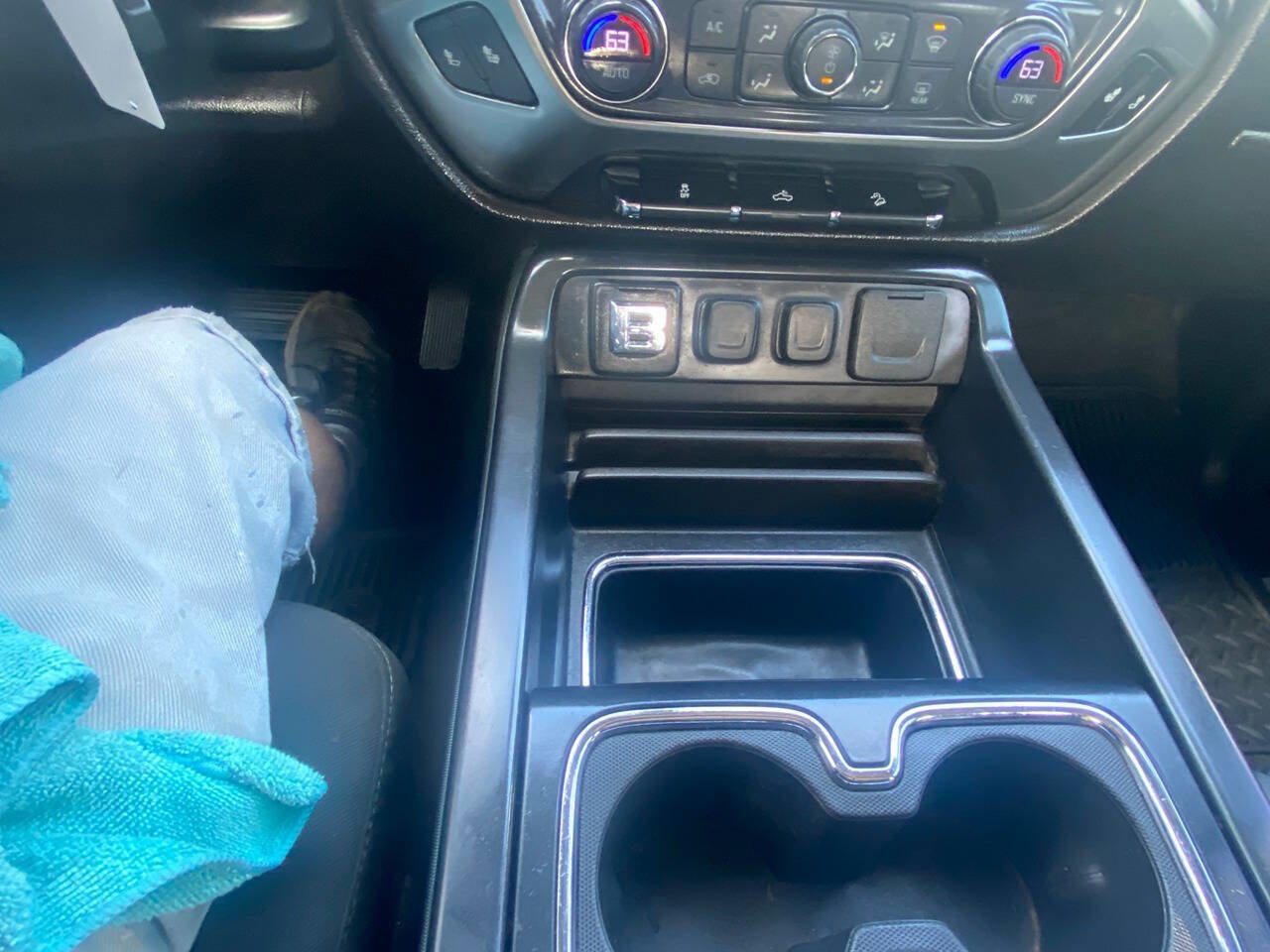 Used 2018 Chevrolet Silverado 1500 LT w/ All Star Edition image 34