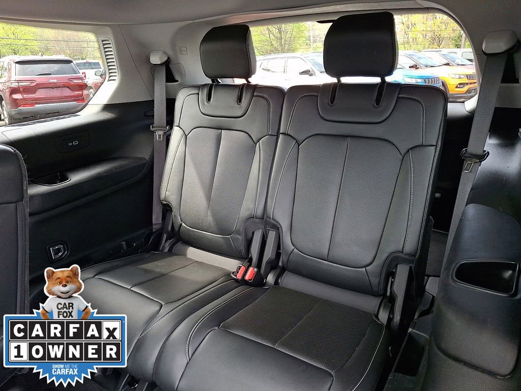 Used 2022 Jeep Grand Cherokee L Limited w/ Luxury Tech Group II AWD/4WD image 10