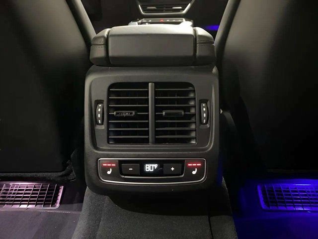Used 2023 Audi RS e-tron GT w/ Carbon Performance Package AWD/4WD image 69