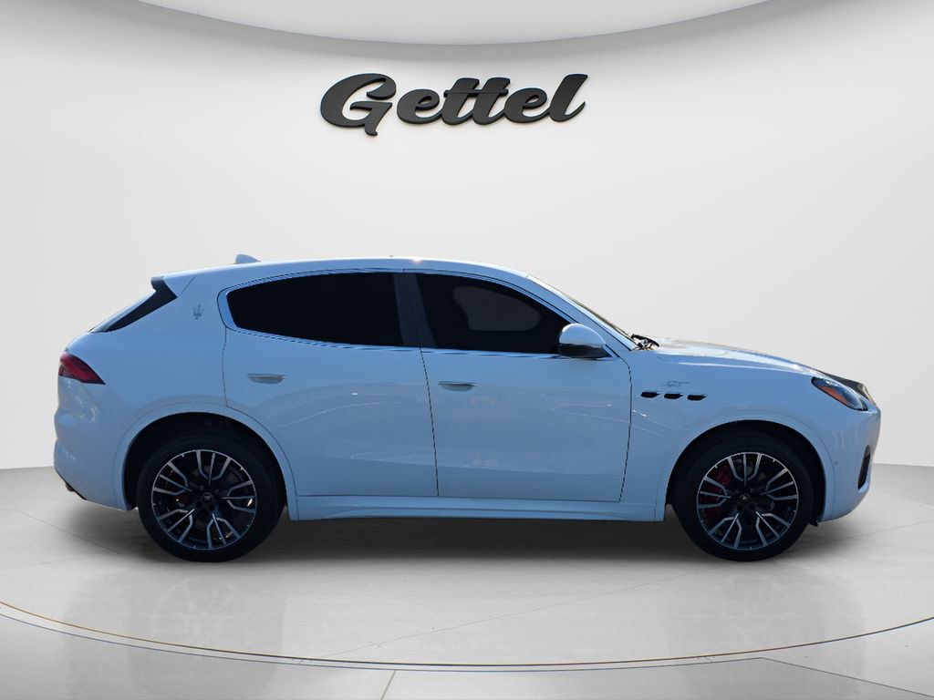 Used 2023 Maserati Grecale GT AWD/4WD image 3
