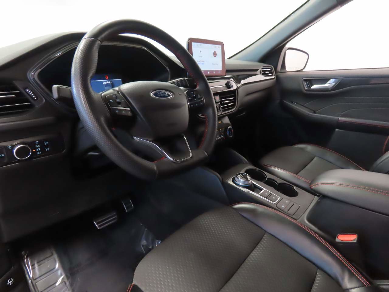 Used 2023 Ford Escape ST-Line image 13