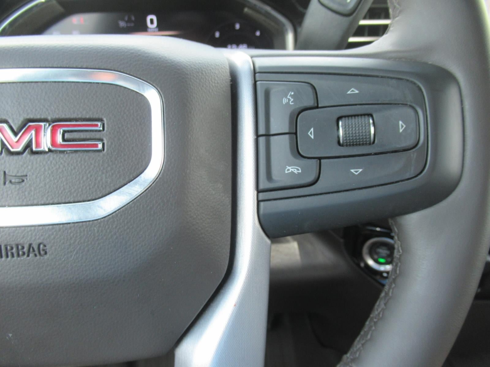 Used 2024 GMC Sierra 1500 SLT AWD/4WD image 25
