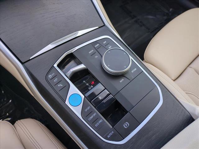 Used 2023 BMW i4 eDrive40 image 12