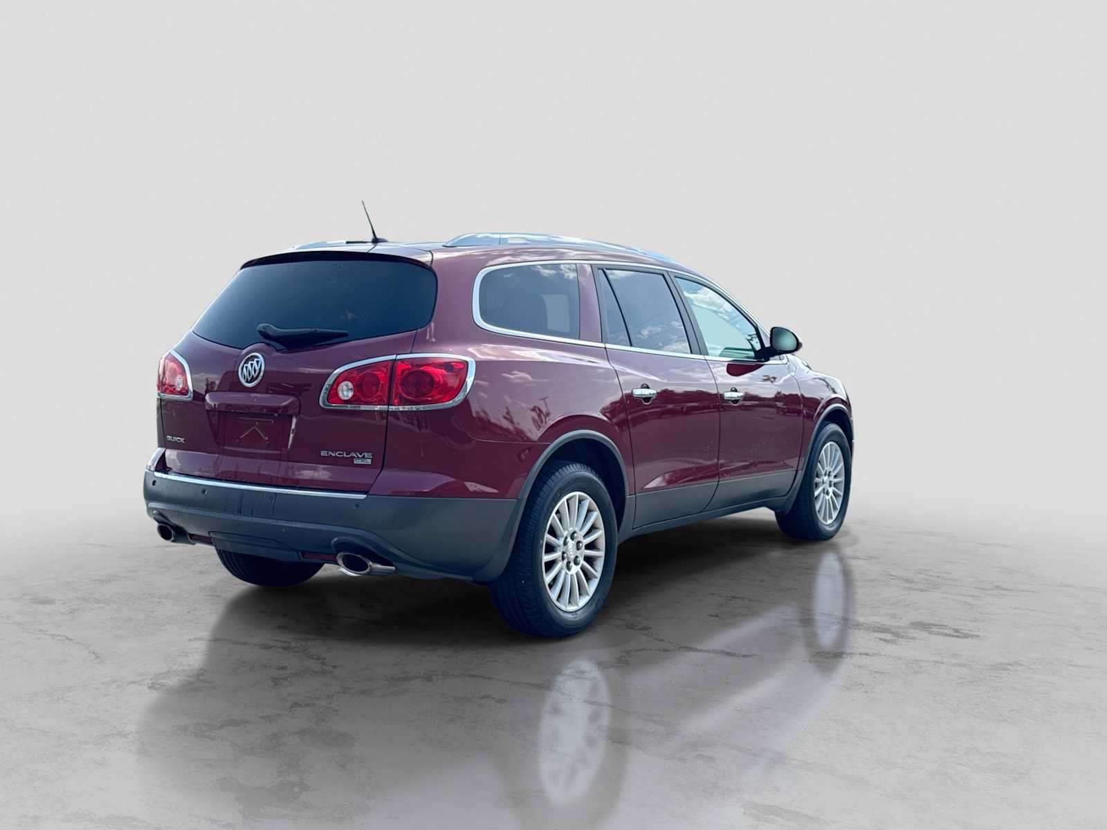 Used 2011 Buick Enclave CXL FWD image 6