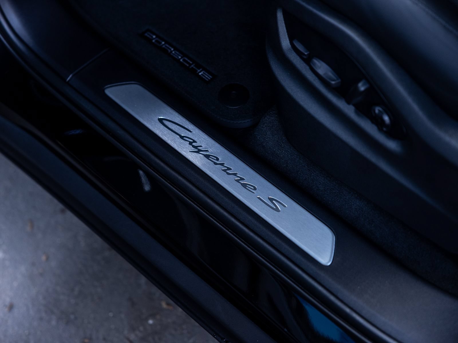 New 2026 Porsche Cayenne S AWD/4WD image 30