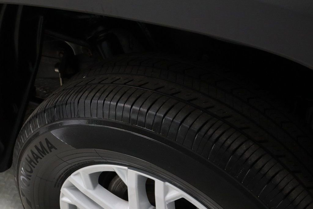 Used 2023 Toyota Tundra SR5 w/ SR5 Premium Package image 16