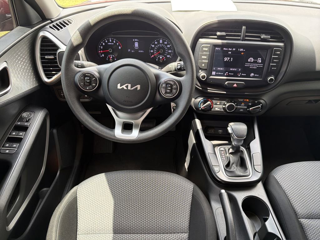 Used 2022 Kia Soul LX FWD image 14
