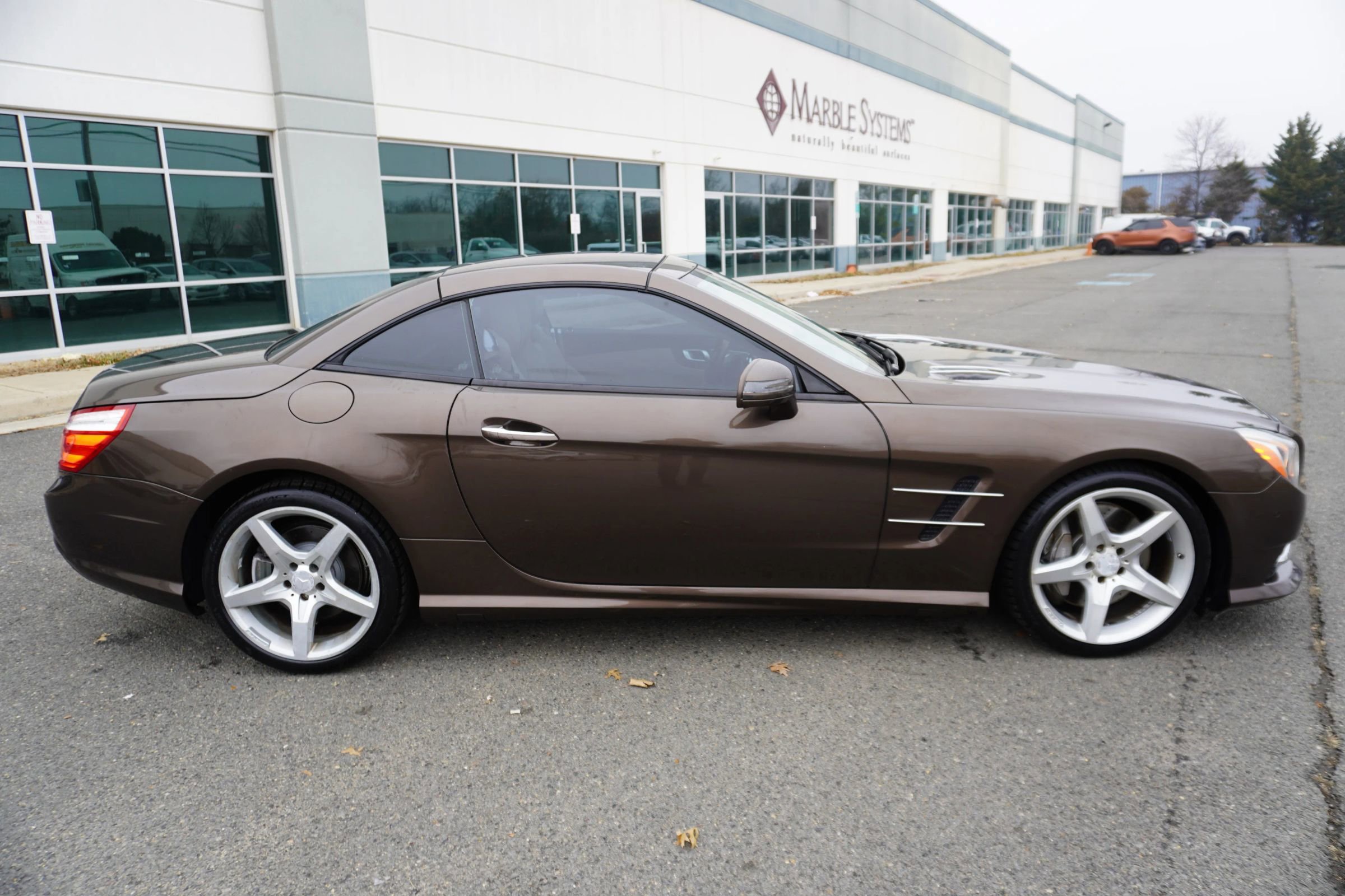 Used 2015 Mercedes-Benz SL 400 image 8