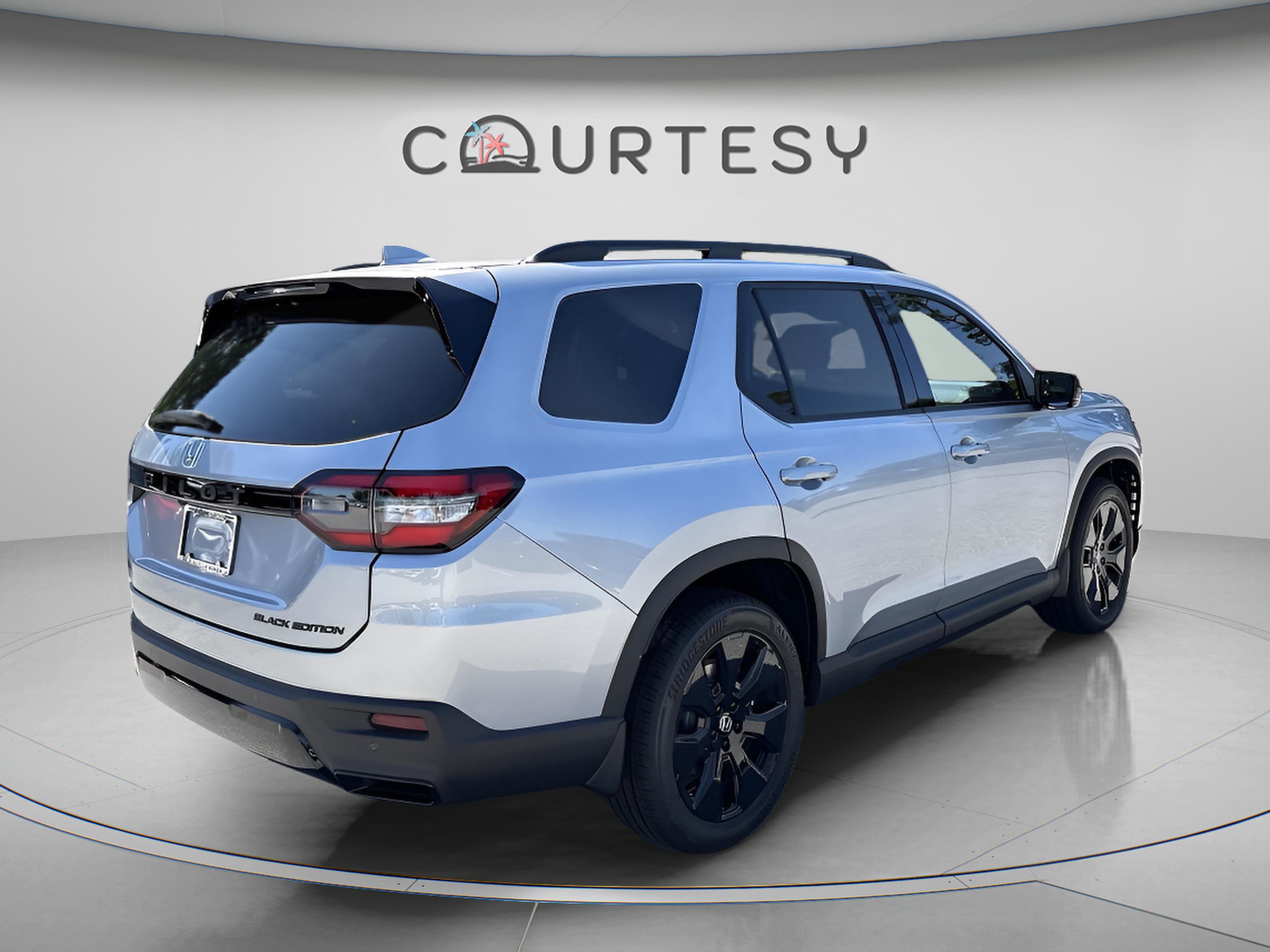 New 2026 Honda Pilot Black Edition image 7