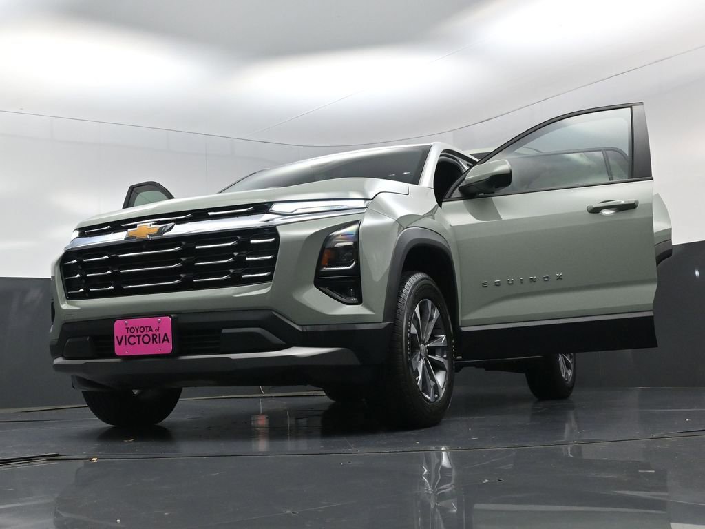 Used 2026 Chevrolet Equinox LT w/ Safety and Technology Package image 28