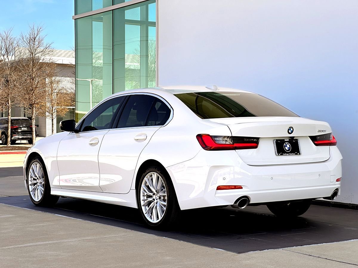 Certified 2024 BMW 330i Sedan w/ Convenience Package image 7