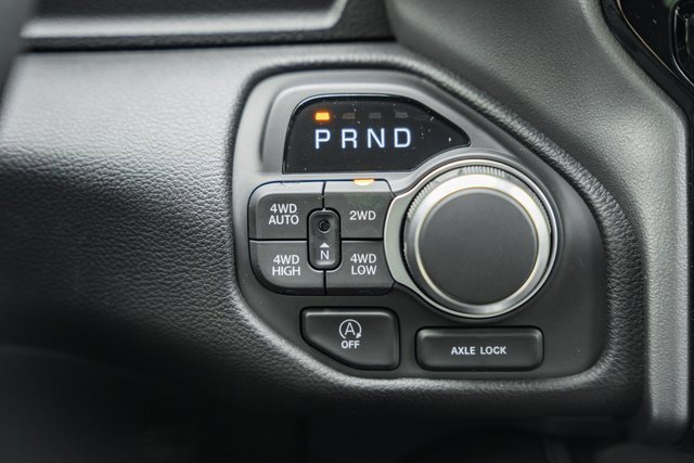 New 2026 RAM 1500 4x4 Crew Cab image 25