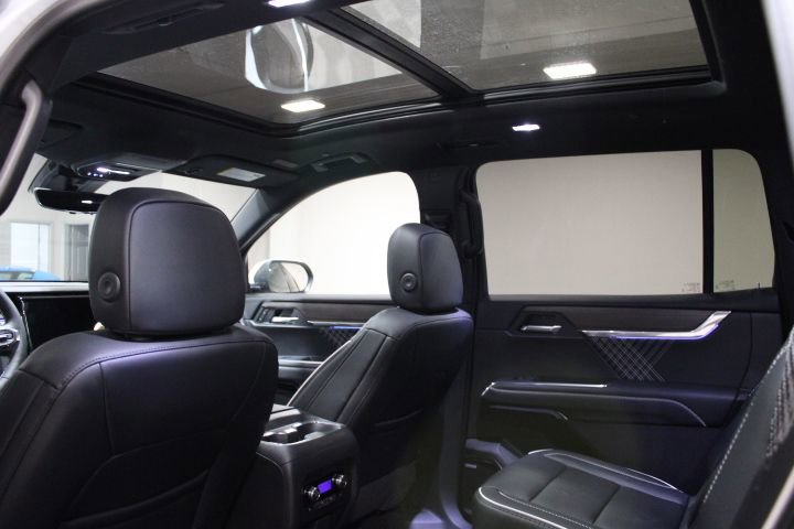 New 2026 GMC Acadia Denali image 4