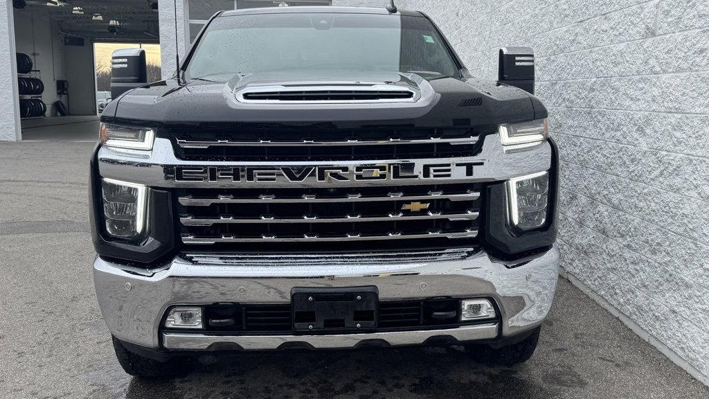 Used 2022 Chevrolet Silverado 2500 LTZ w/ LTZ Premium Package image 3