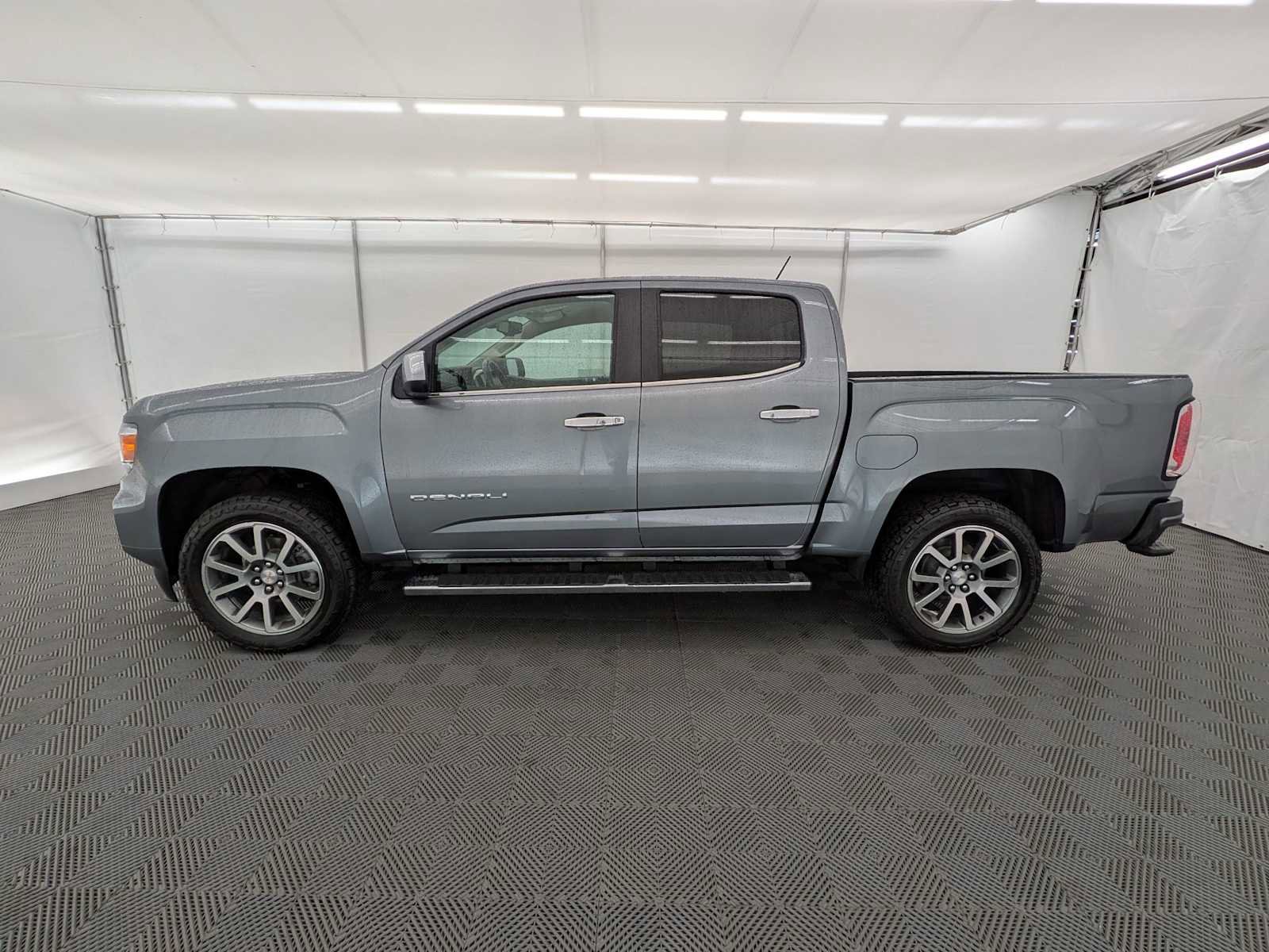 Used 2022 GMC Canyon Denali AWD/4WD image 3