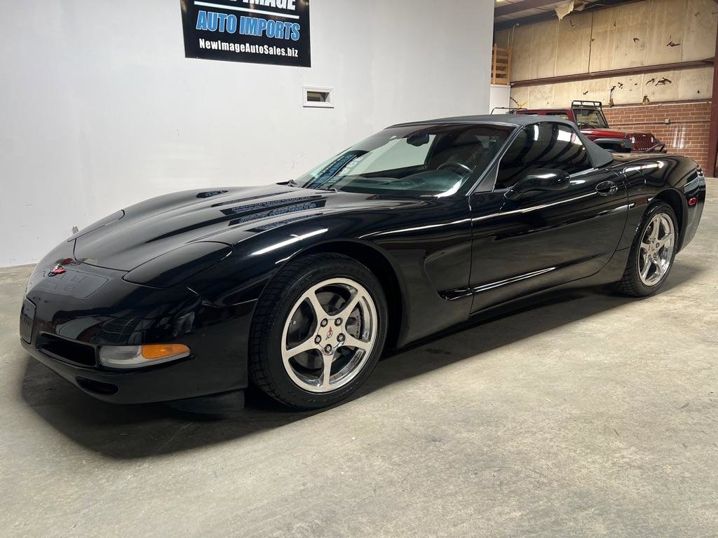 Used 2001 Chevrolet Corvette Convertible w/ Preferred Equipment Group2 RWD image 9