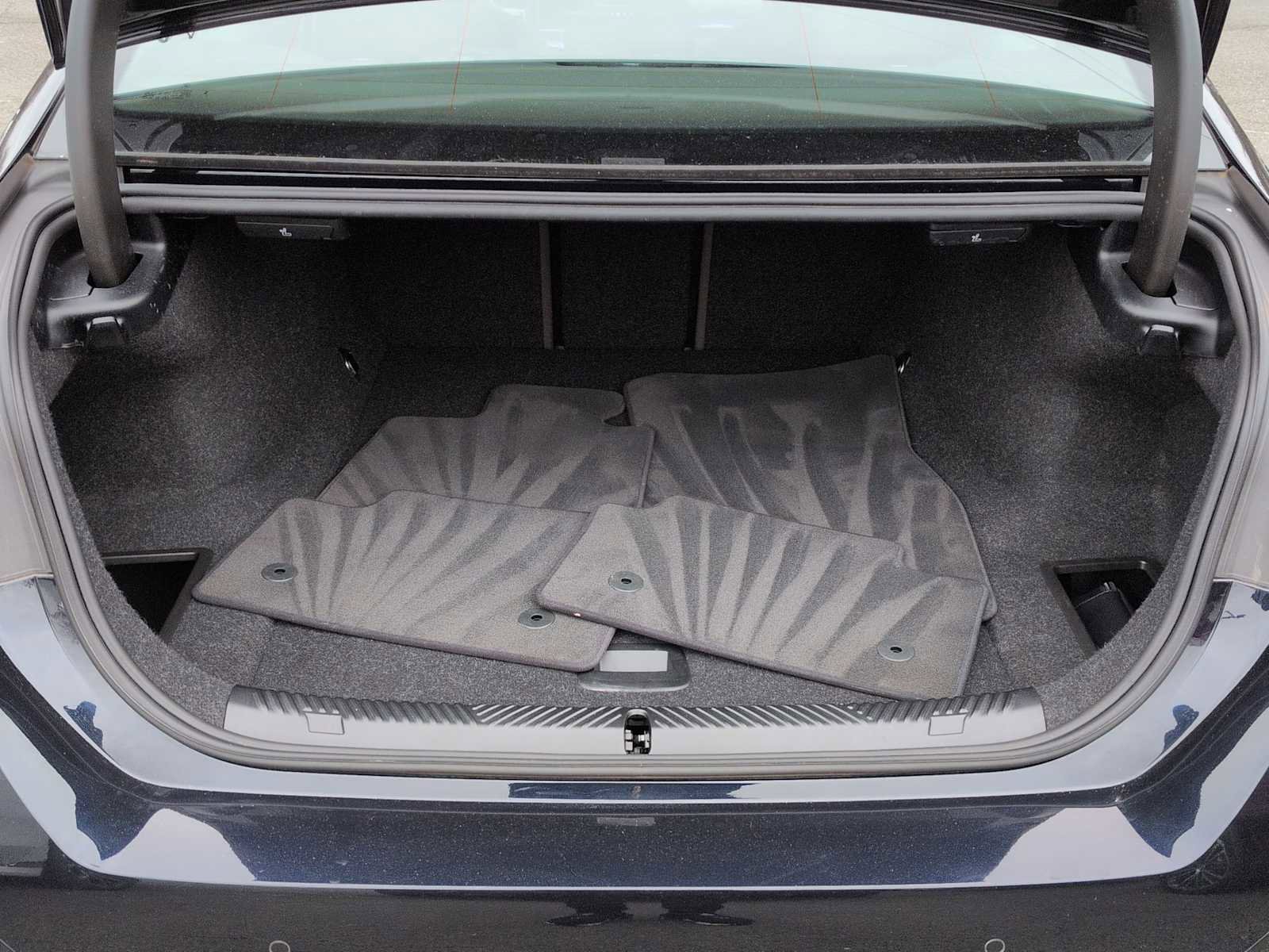 Used 2025 BMW i5 xDrive40 w/ M Sport Package image 35