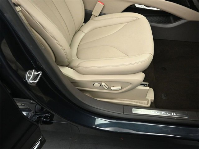 Certified 2023 Lincoln Nautilus Reserve w/ Equipment Group 201A image 32