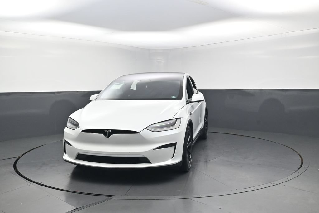 Used 2023 Tesla Model X AWD/4WD image 5