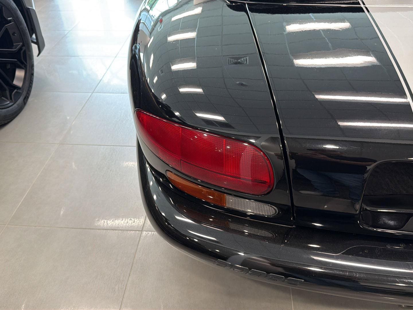 Used 1996 Dodge Viper RT/10 RWD image 6