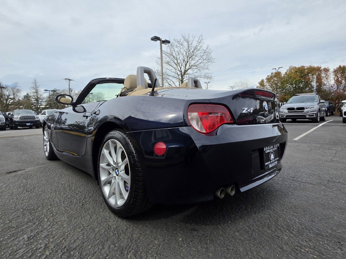 Used 2008 BMW Z4 3.0i RWD image 8