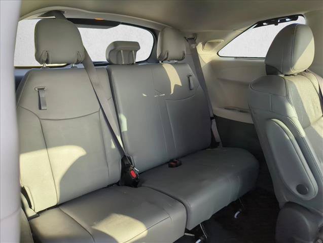 Certified 2021 Toyota Sienna Limited FWD image 24