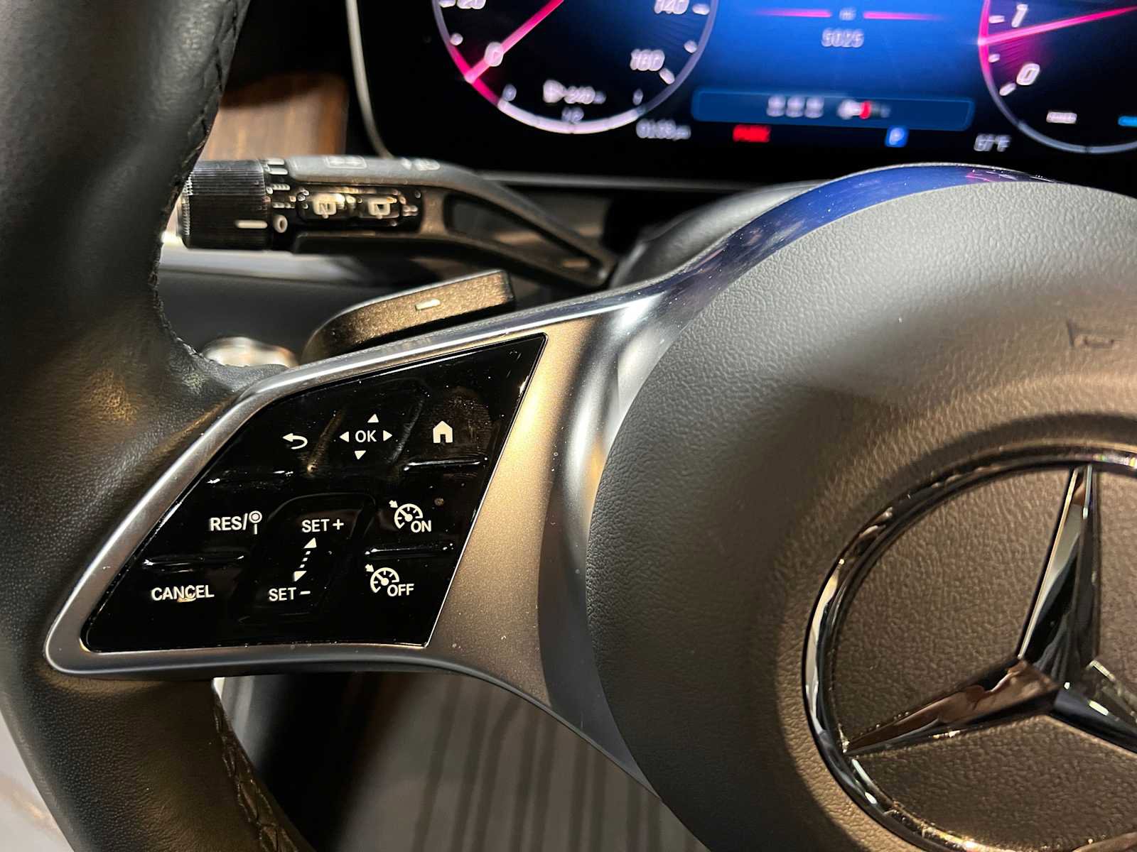 Certified 2025 Mercedes-Benz GLC 300 GLC 300 image 28