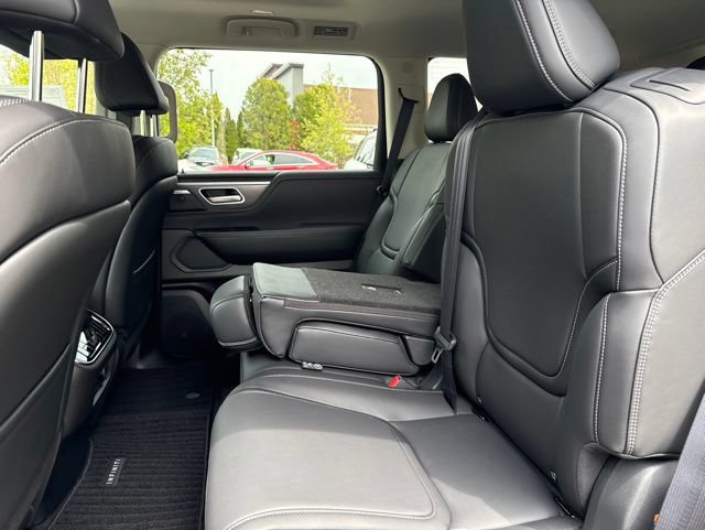 New 2026 INFINITI QX80 Pure w/ Cargo Package AWD/4WD image 11