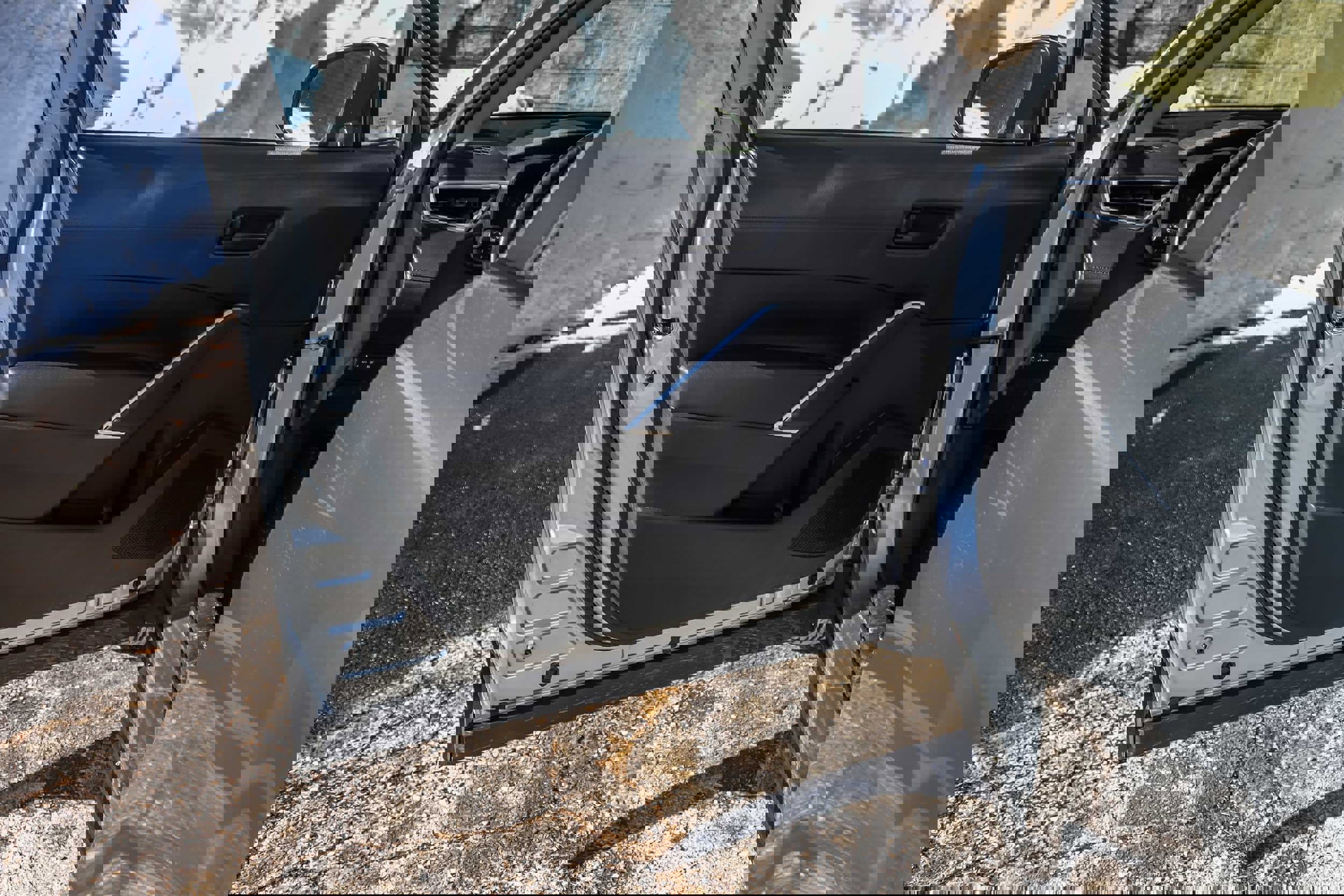 Certified 2023 Toyota Corolla Cross LE w/ Moonroof Package image 22