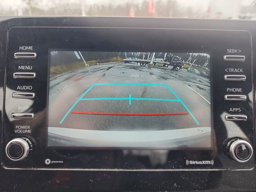 Used 2023 Toyota Camry SE image 17