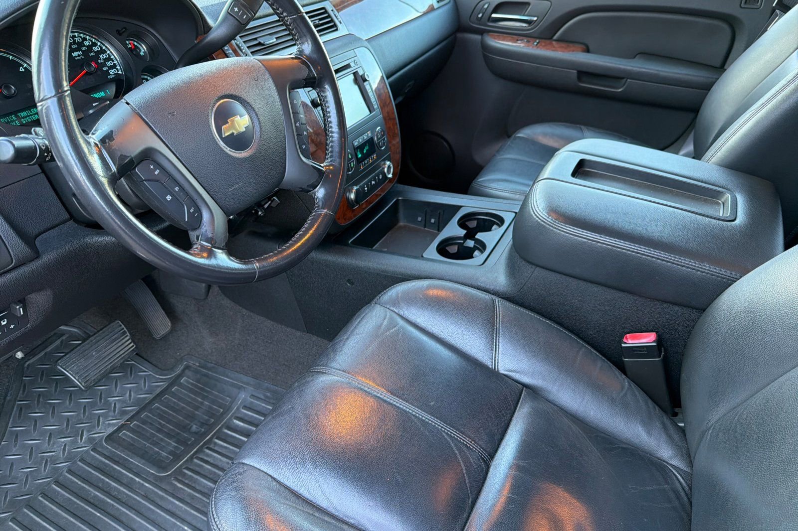 Used 2008 Chevrolet Silverado 3500 LTZ w/ Suspension Package, Off-Road AWD/4WD image 10