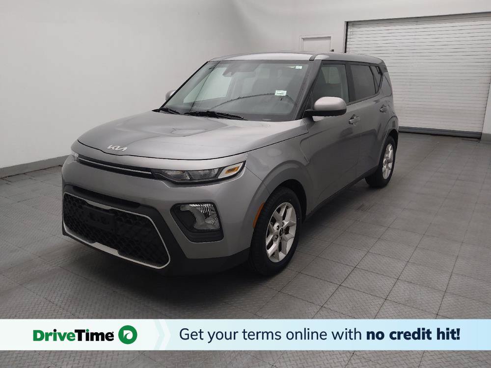 Used 2022 Kia Soul LX w/ Technology Package FWD image 1