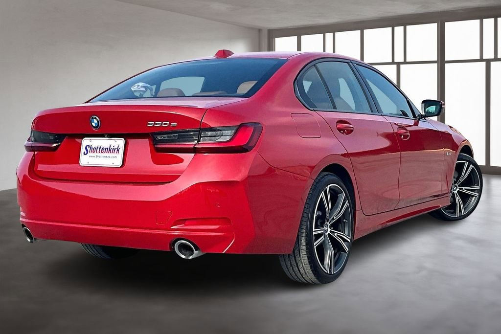 Used 2023 BMW 330e w/ Driving Assistance Package image 6