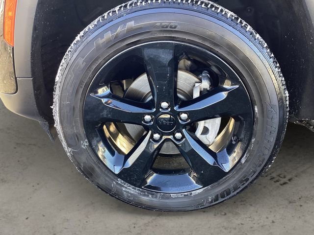 Certified 2023 Jeep Grand Cherokee Altitude image 14