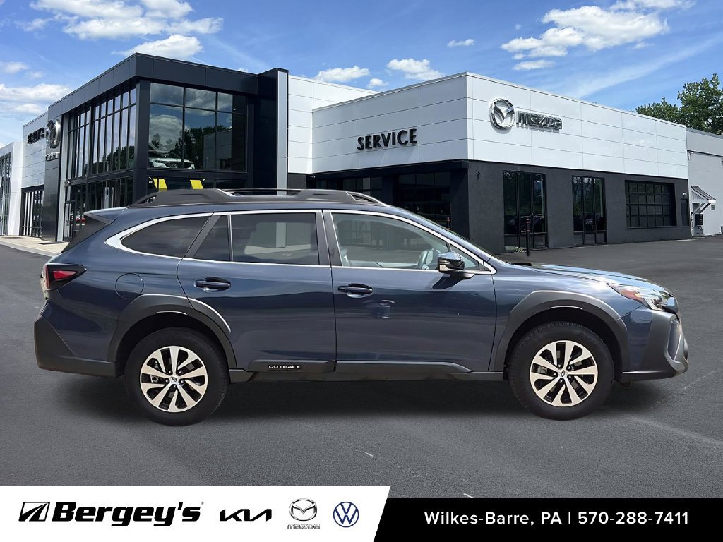 Used 2024 Subaru Outback Premium AWD/4WD image 14
