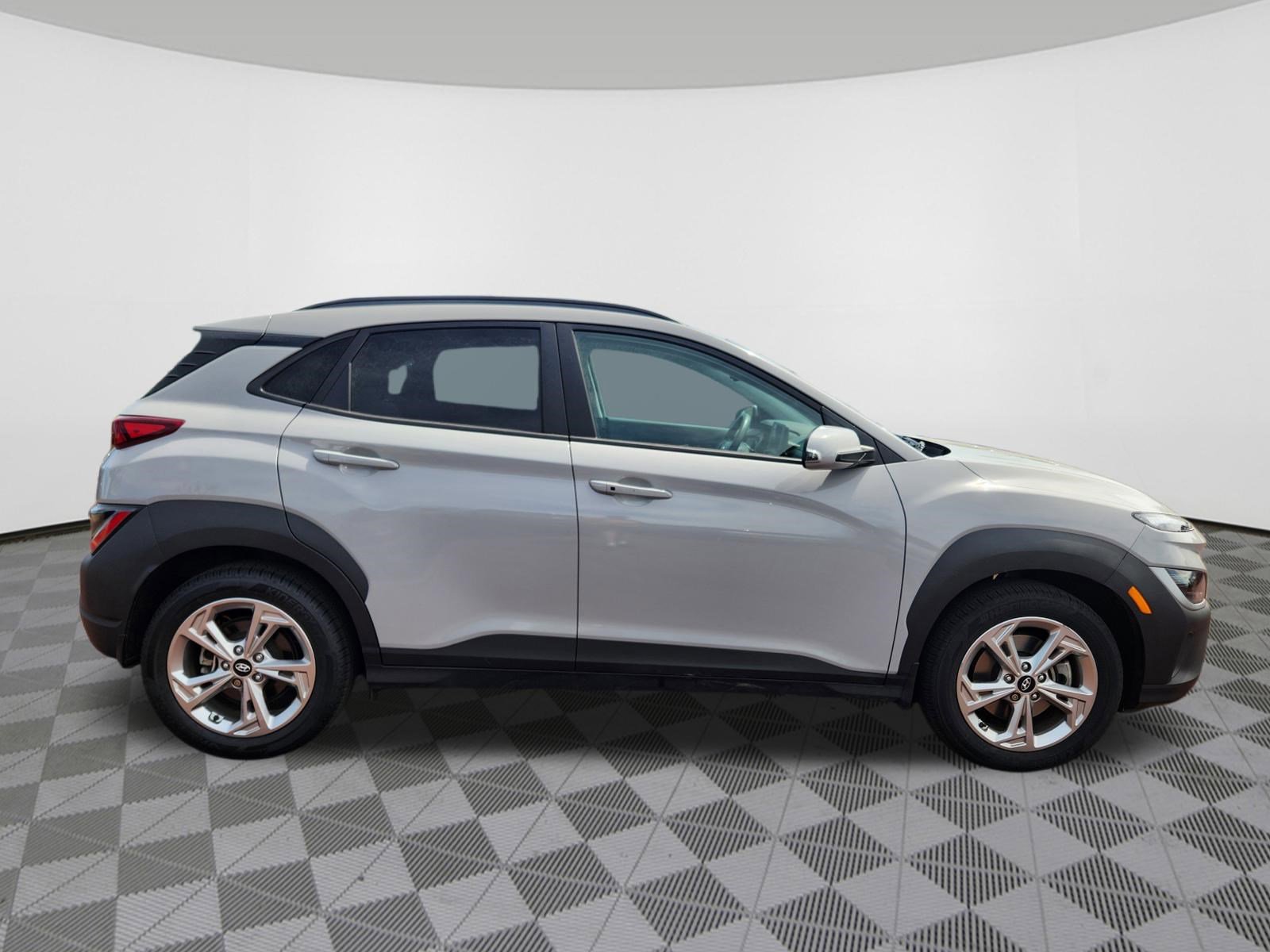 Certified 2022 Hyundai Kona SEL image 6