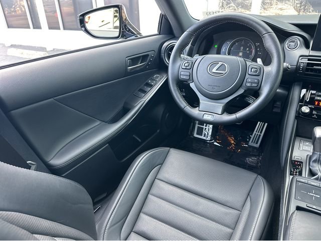 Used 2023 Lexus IS 350 F Sport w/ Navigation Package image 13