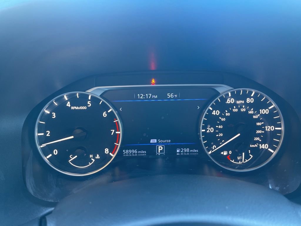 Used 2024 Nissan Altima 2.5 SV image 11