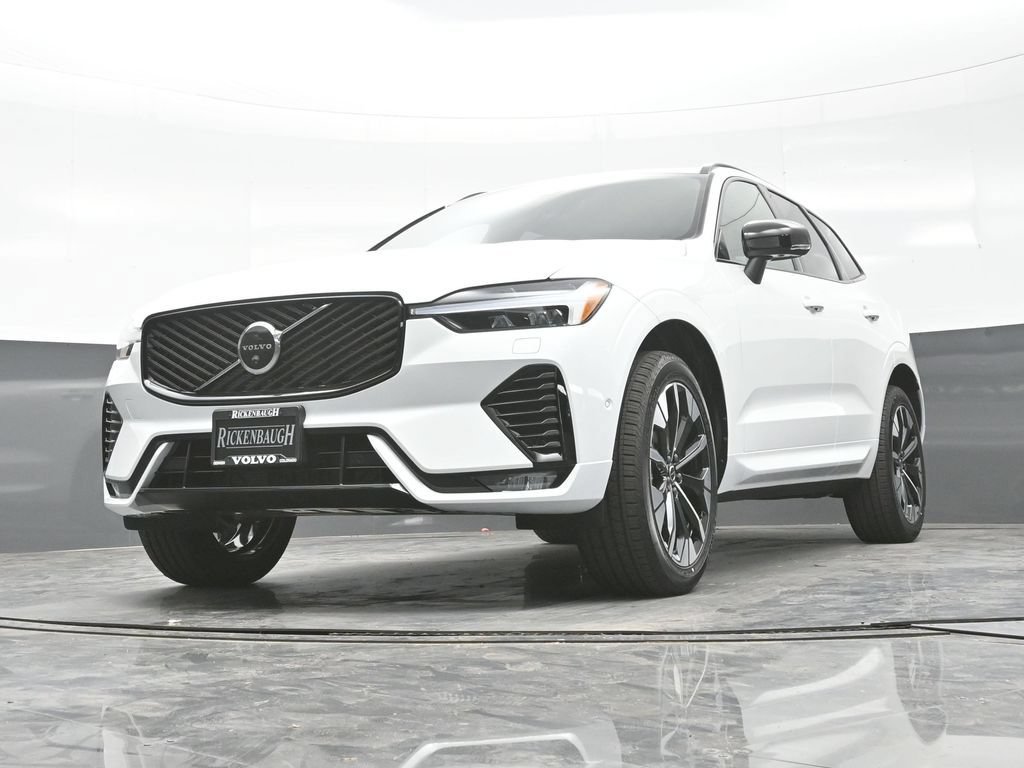New 2026 Volvo XC60 B5 Plus w/ Climate Package AWD/4WD image 15
