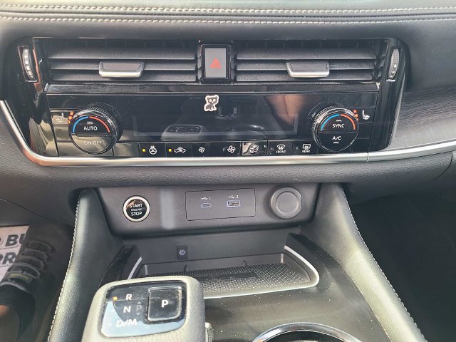 Used 2023 Nissan Rogue Platinum AWD/4WD image 29