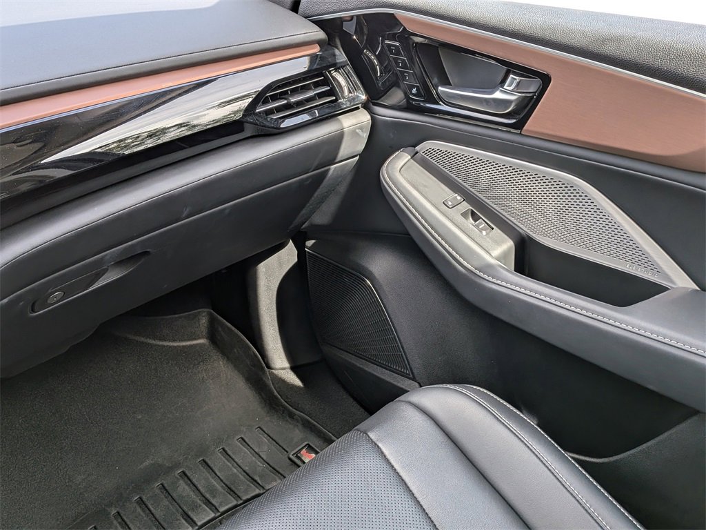 Used 2022 Acura MDX SH-AWD w/ Technology Package image 16