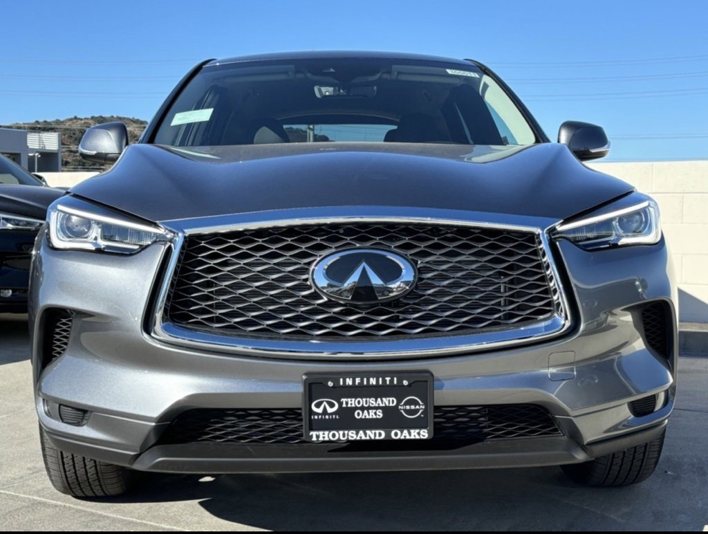 New 2025 INFINITI QX50 Pure image 9