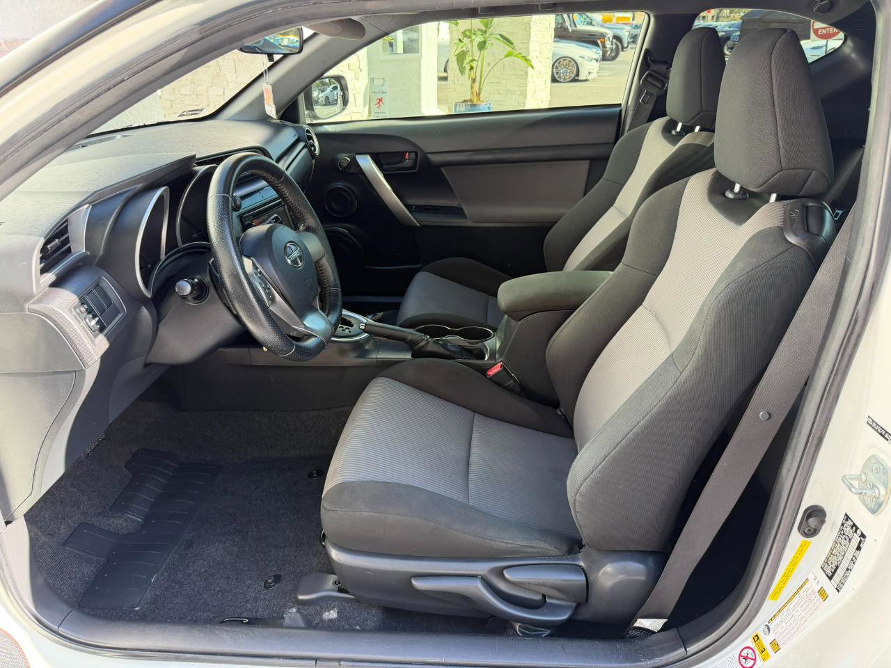 Used 2015 Scion tC 2D Hatchback image 19