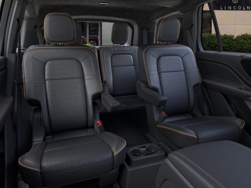 New 2026 Lincoln Aviator Black Label w/ Jet Appearance Package image 11