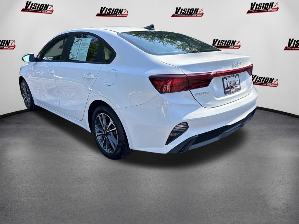 Used 2023 Kia Forte LXS FWD image 7
