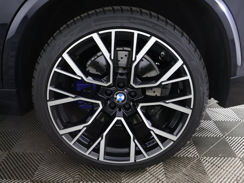 Used 2021 BMW X5 M w/ Executive Package image 27