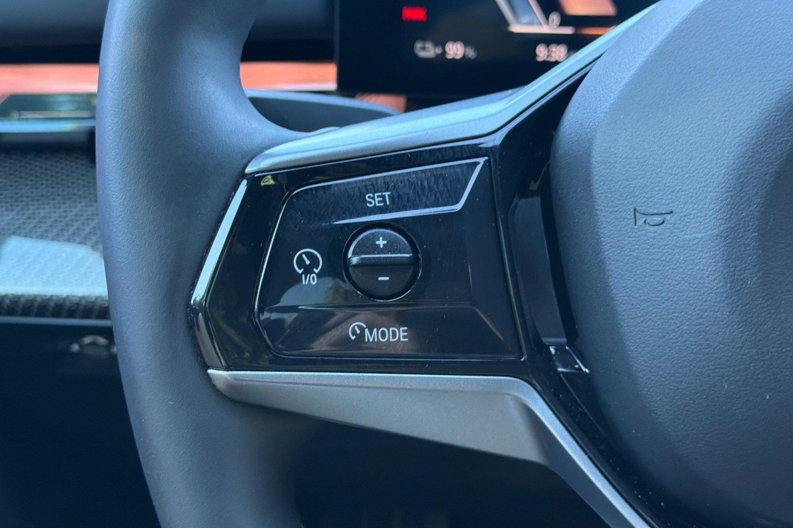 Used 2024 BMW i5 eDrive40i w/ Executive Package RWD image 30
