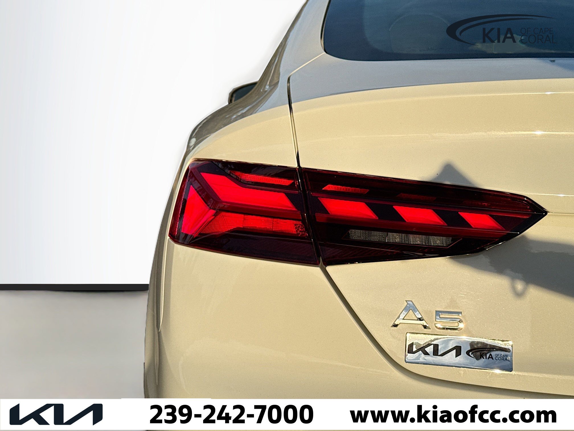 Used 2022 Audi A5 2.0T Premium image 10