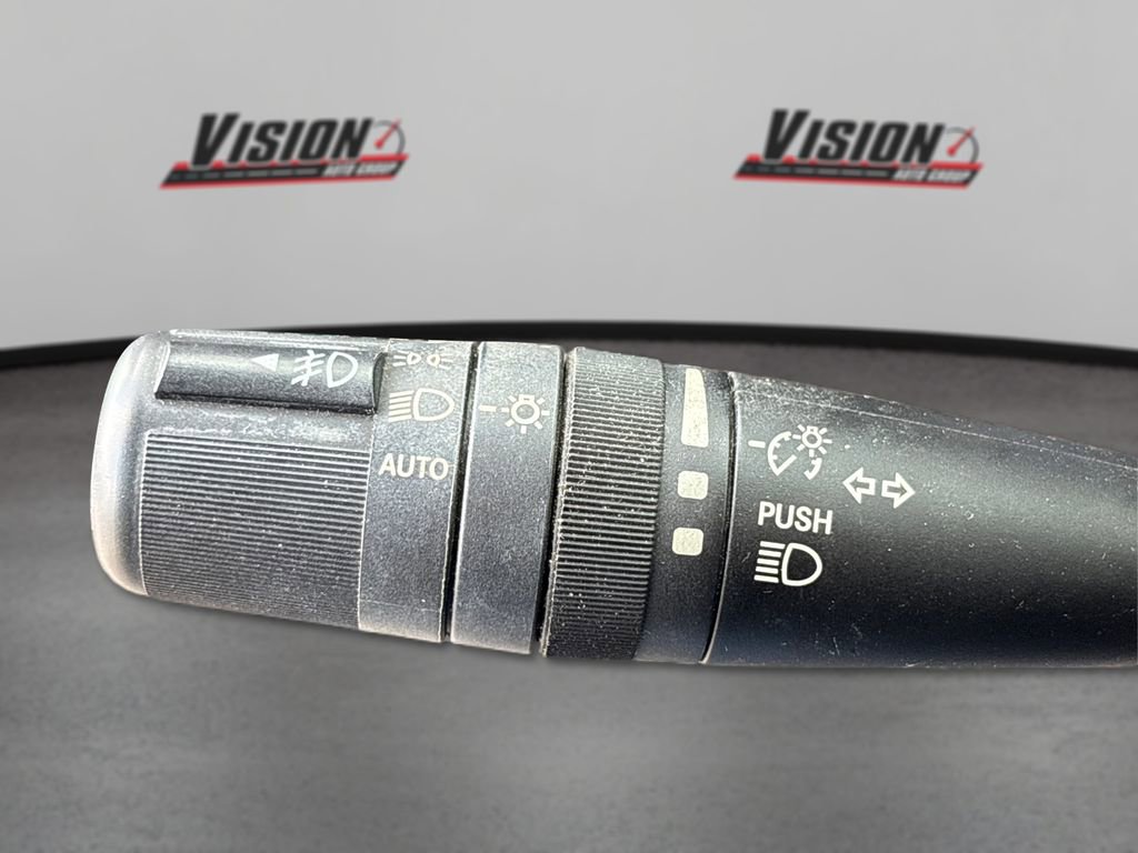 Used 2018 Jeep Wrangler Unlimited Sahara w/ Connectivity Group image 19